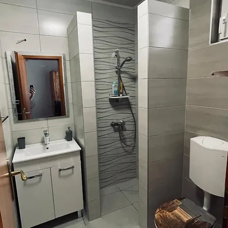 Apartman A Tengernel Vir